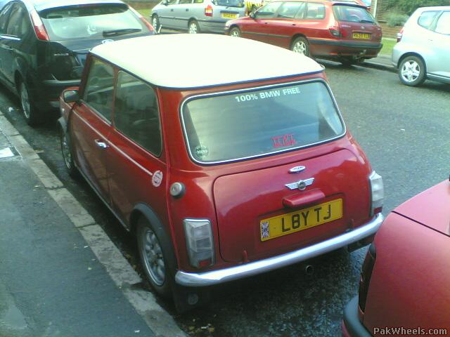 [Image: z%281113%29_GZ5_PakWheels%28com%29.jpg]