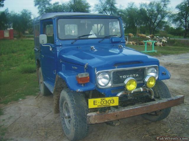 toyota jeeps. A relative is selling his Land