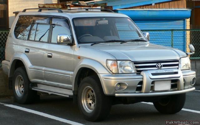 Toyota Land Cruiser Prado 2002. Second (Land Cruiser 90-series