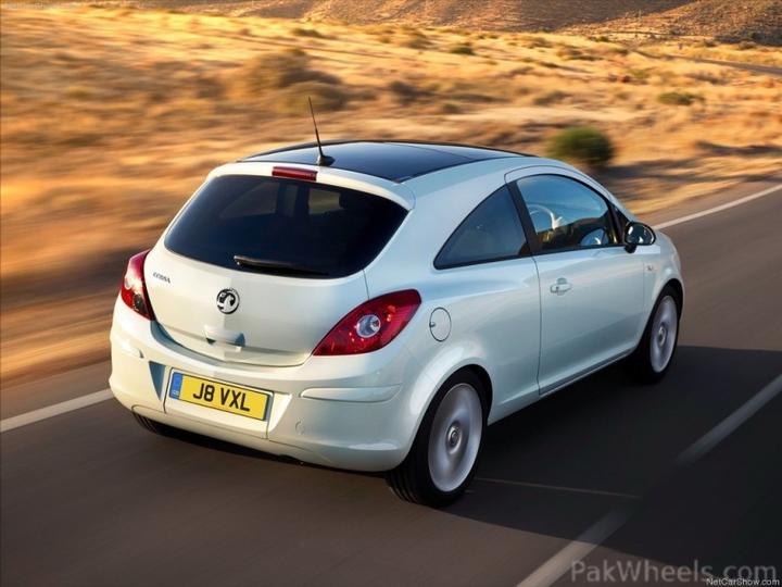 Vauxhall Corsa 2011. 155345-2011-vauxhall-corsa