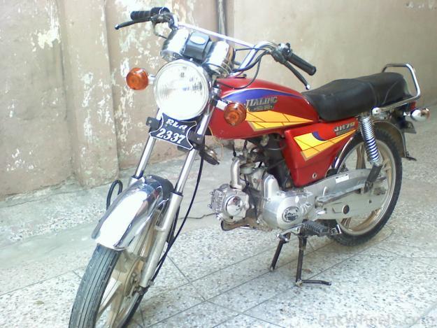 Crown Lifan Motorcycle