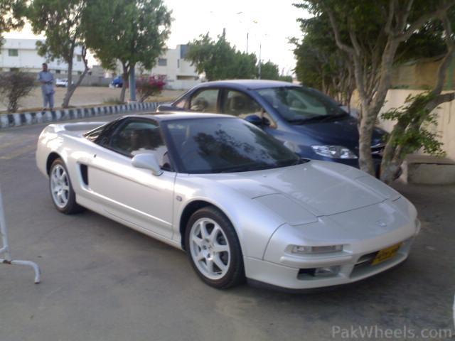 208996-Where-have-they-disappeared----Honda-NSX-side.jpg