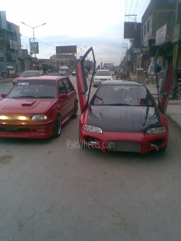 101912-Cars-in-Peshawar--Bee-Kay--JDM.jpg