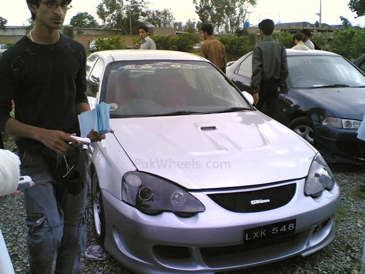 91620-Cars-in-Peshawar--Bee-Kay--09042006-020-.jpg
